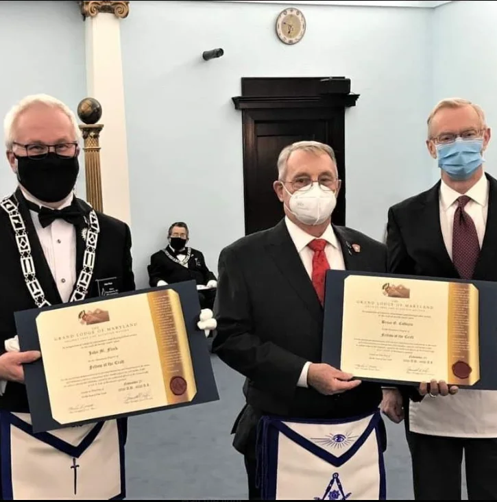 comment rejoindre une société secrète