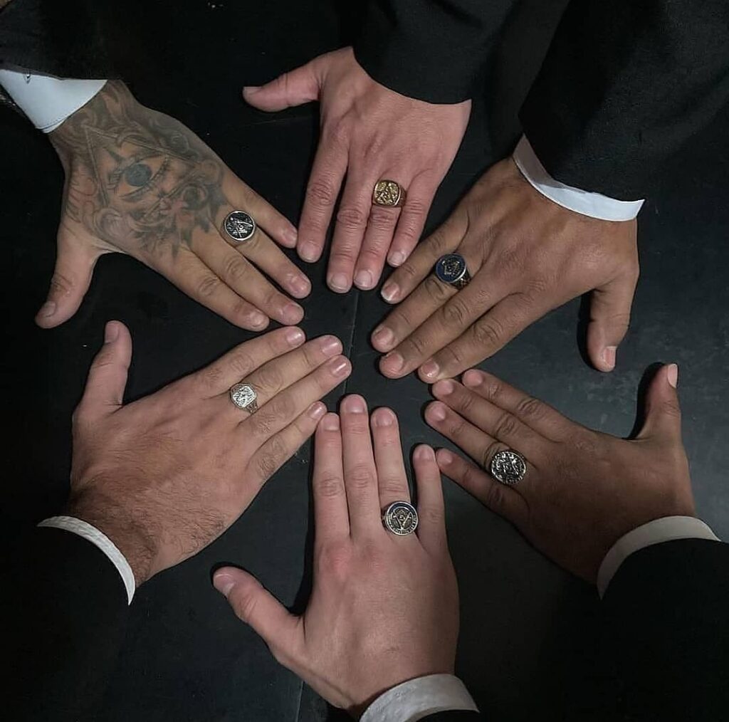 descendants Illuminati