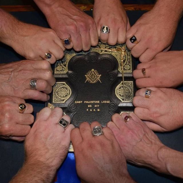 Illuminati Hand Signs